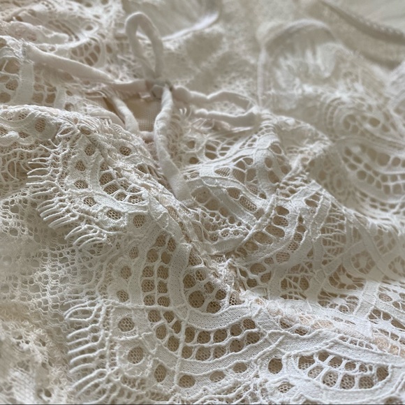 Victoria's Secret lined Lace Flower detail Wireless Dream Angels Bralette - Picture 8 of 9